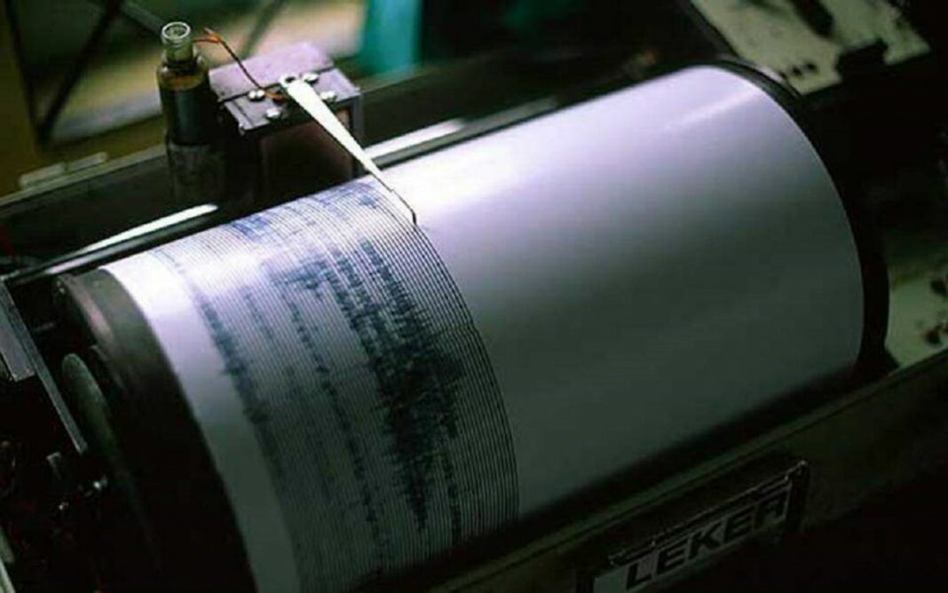 Σεισμός 5,7 Ρίχτερ στην Τουρκία - Κατέρρευσαν κτήρια Σεισμός