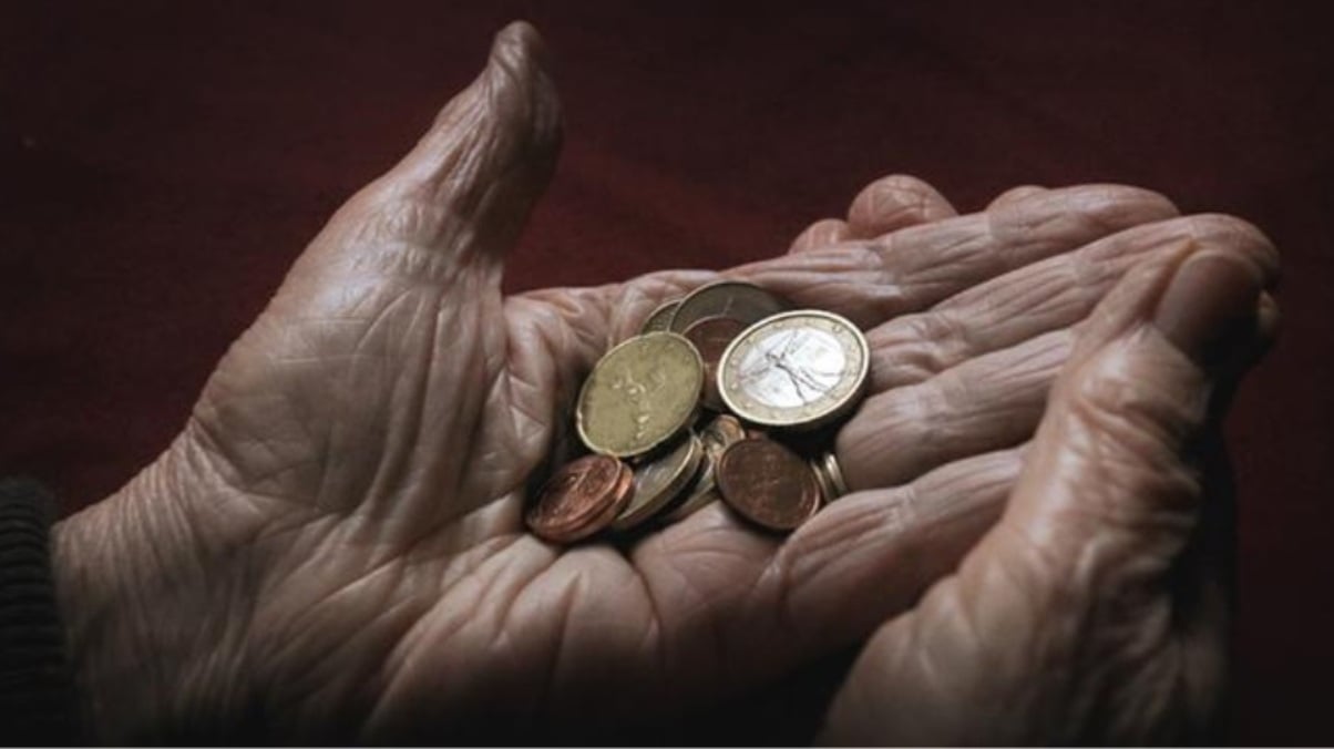 Δυσοίωνες οι μελλοντικές προοπτικές... Τέταρτη παγκοσμίως η Ελλάδα σε μείωση πληθυσμού το 2040! συντάξεις