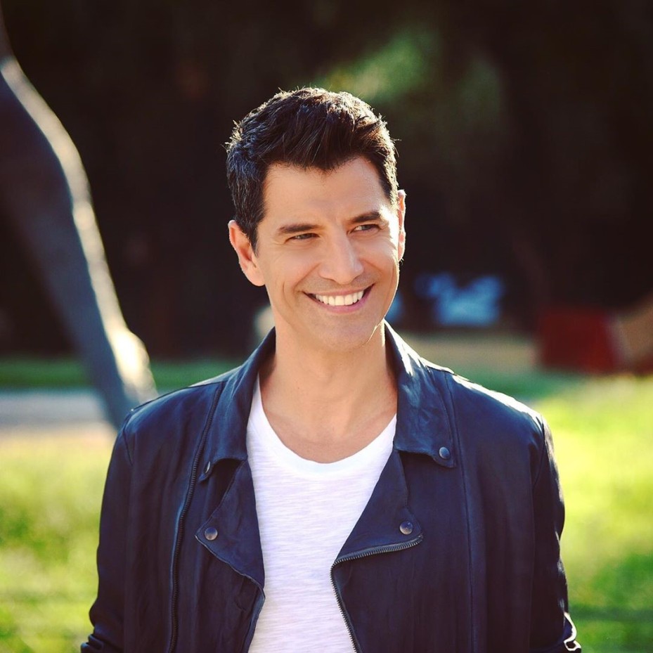 ΣΑΚΗΣ ΡΟΥΒΑΣ