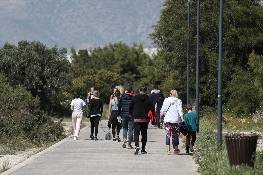 ΠΑΡΑΛΙΕΣ ΚΟΡΩΝΟΙΟΣ