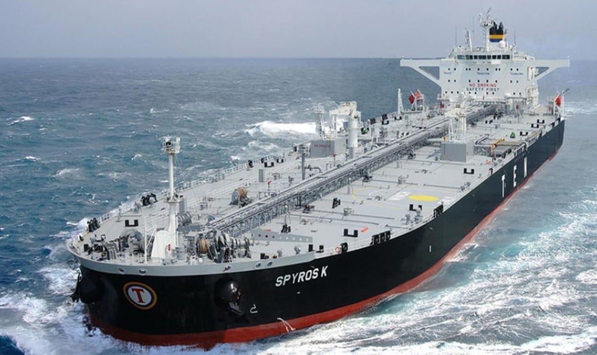 Морское судно-лесовоз «михаил фрунзе». Самый большой танкер в мире batillus. Галиәсгар камал танкер местонахождение. Теплоход державино лесовоз. Lider bulut судно описание.