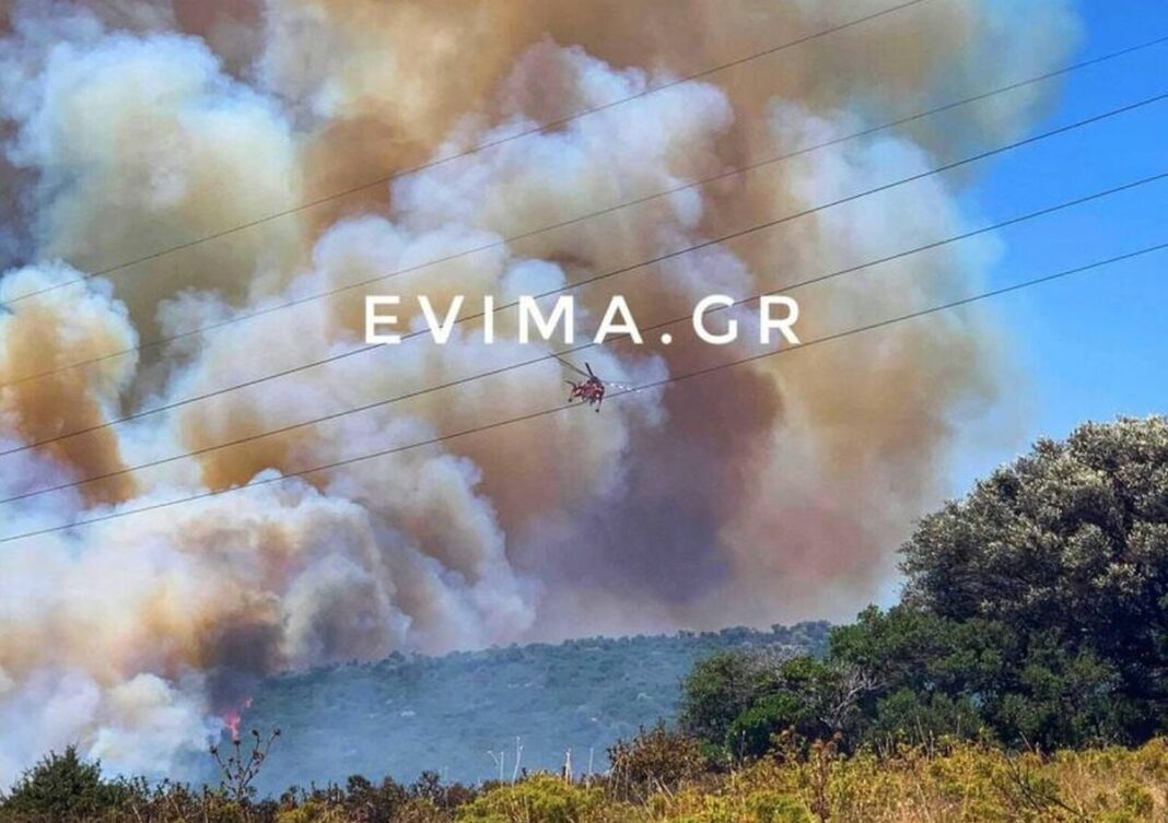 Συναγερμός στην Εύβοια: Εκτός ελέγχου η φωτιά στην Κάρυστο-Σε ...