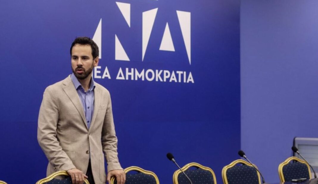 Σοβαρότης μηδέν από το πολιτικό... παρατράγουδο που ακούει στο όνομα Νίκος Ρωμανός! Νίκος Ρωμανός