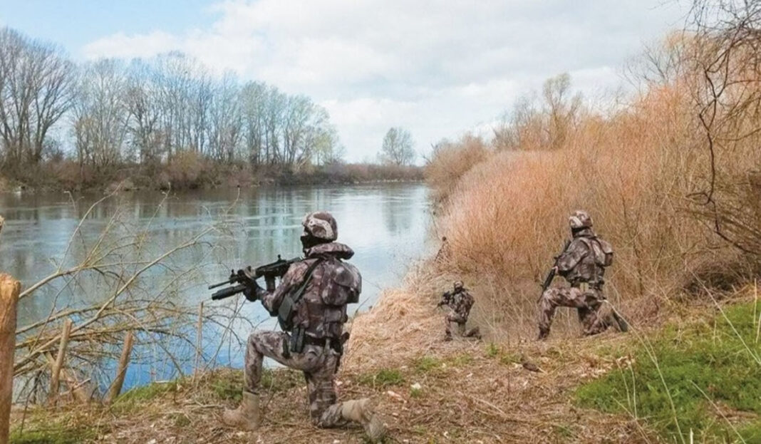 Τούρκοι πυροβόλησαν περιπολικό της Frontex! Η Άγκυρα στήνει νέο σκηνικό έντασης στον Έβρο