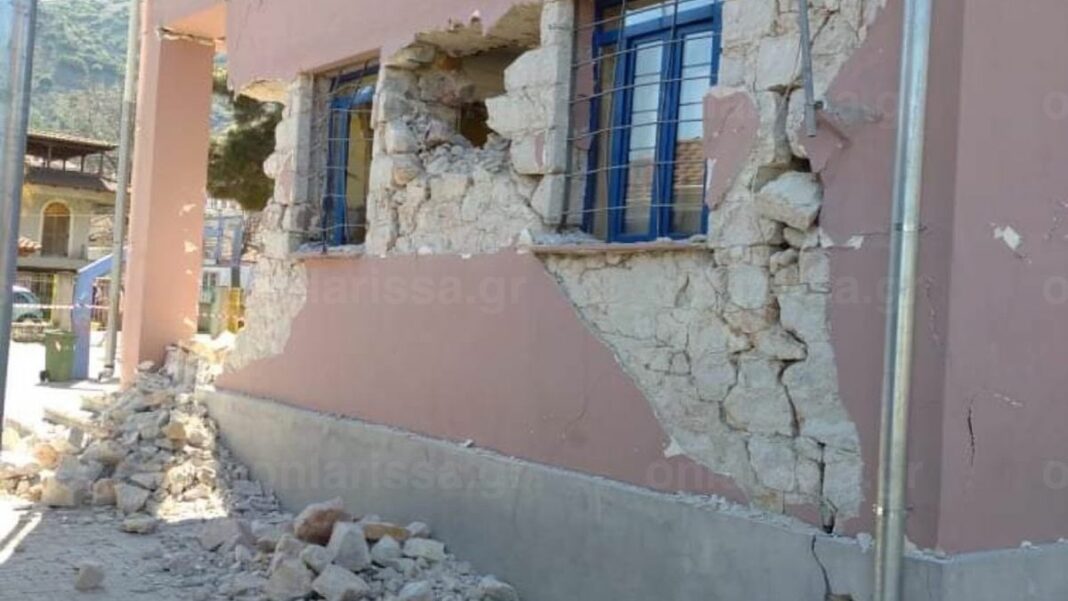 Σεισμός στην Ελασσόνα: Κυβερνητικό κλιμάκιο και ο Α/ΓΕΕΘΑ σπεύδουν στην περιοχή | newsbreak