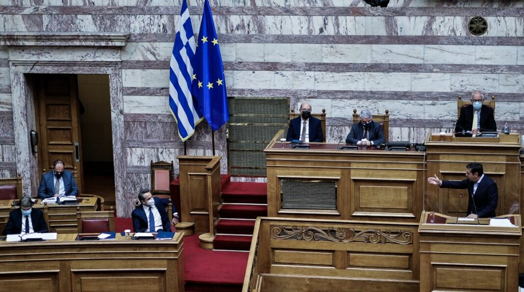 Τσίπρας σε Γεραπετρίτη: «Τα 'άνθρωπέ μου' αλλού όχι σε μένα... Εκλεγείτε πρώτα και μετά μιλάτε» (video) Τσίπρας Μητσοτάκης Βουλή