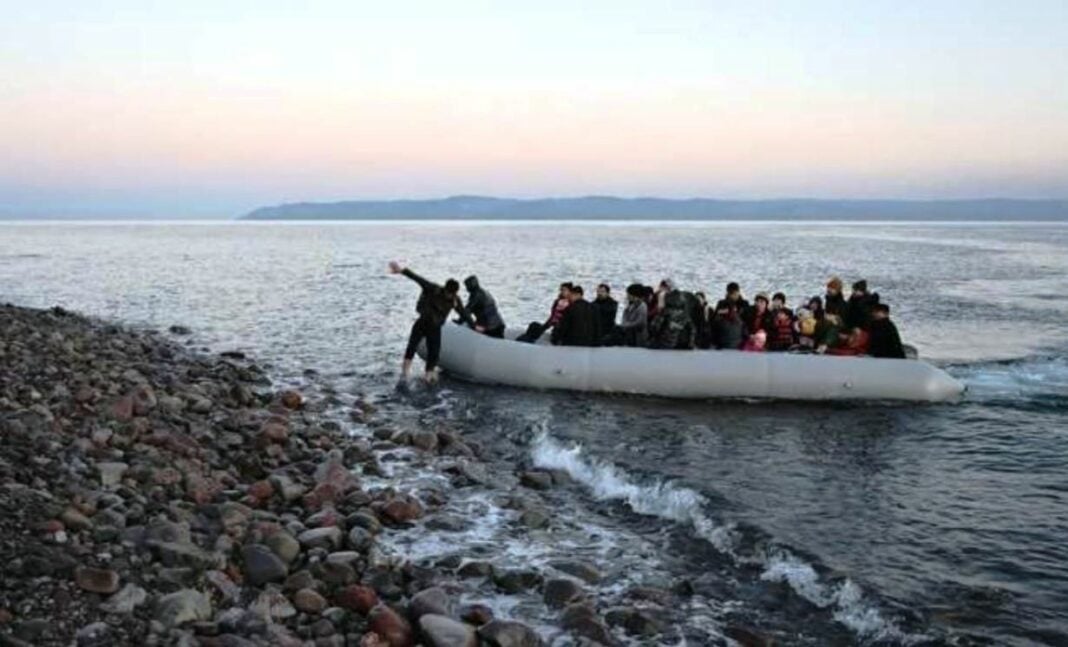 Καταγγελία περί επιδοτούμενης παρουσίας μεταναστών στα νησιά! μεταναστες