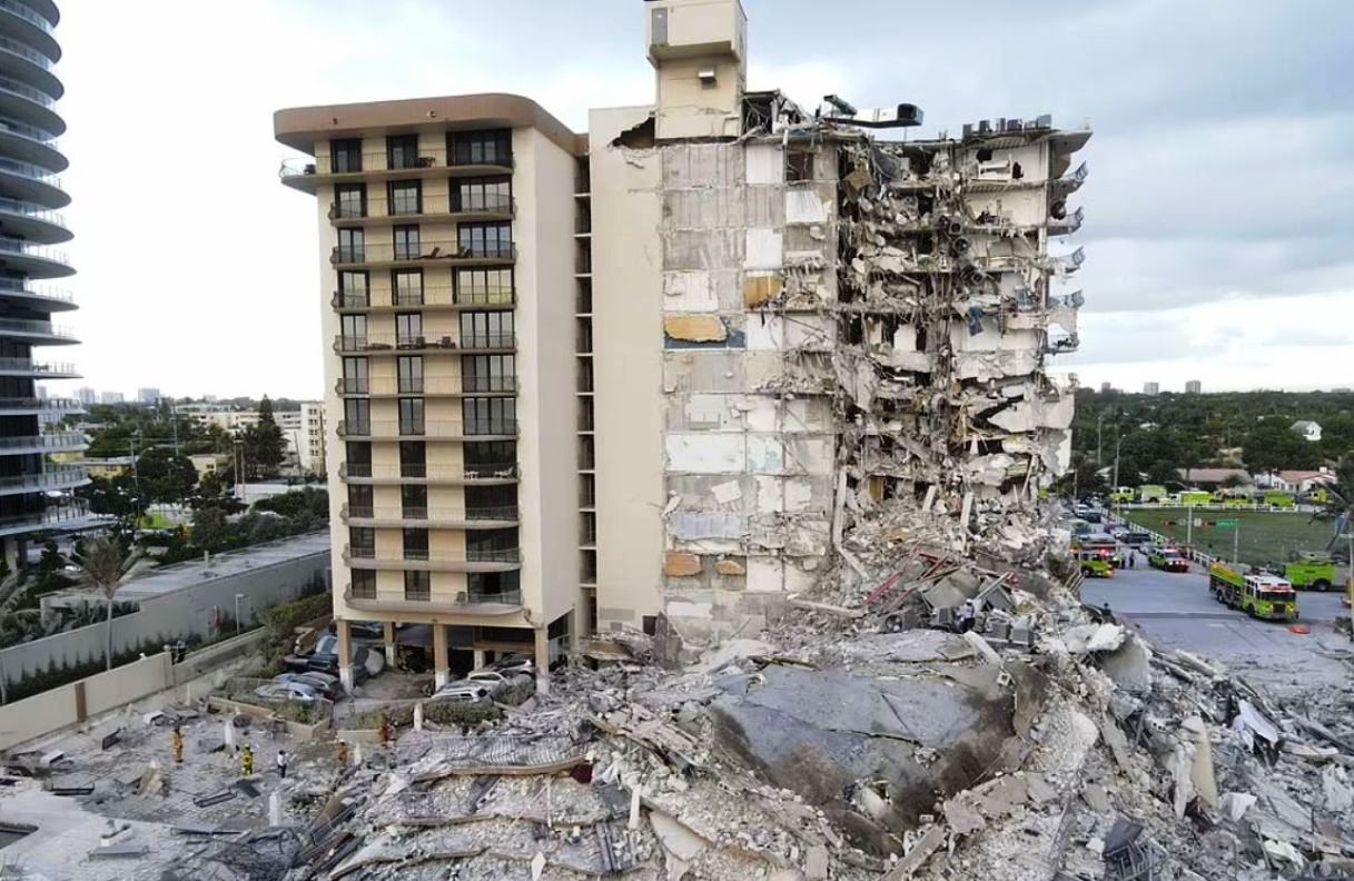Μαϊάμι: Τουλάχιστον 99 οι αγνοούμενοι από την κατάρρευση του 12όροφου κτιρίου! (video)