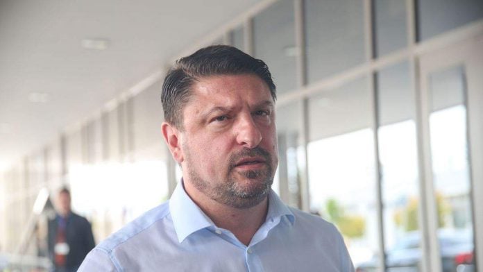 Εξώδικο στον Νίκο Χαρδαλιά για το ξέσπασμα κατά της μουσικής