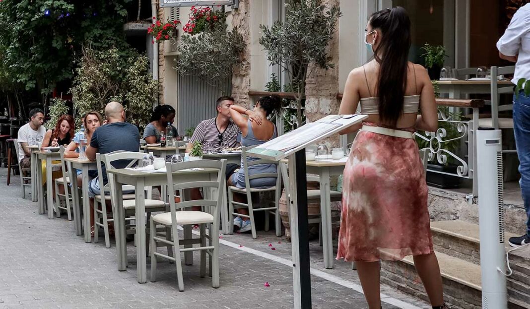 Το απόλυτο μπάχαλο: Η κυβέρνηση ετοιμάζει αυστηρότερες ποινές - Στο... απόσπασμα επιχειρηματίες και πελάτες!