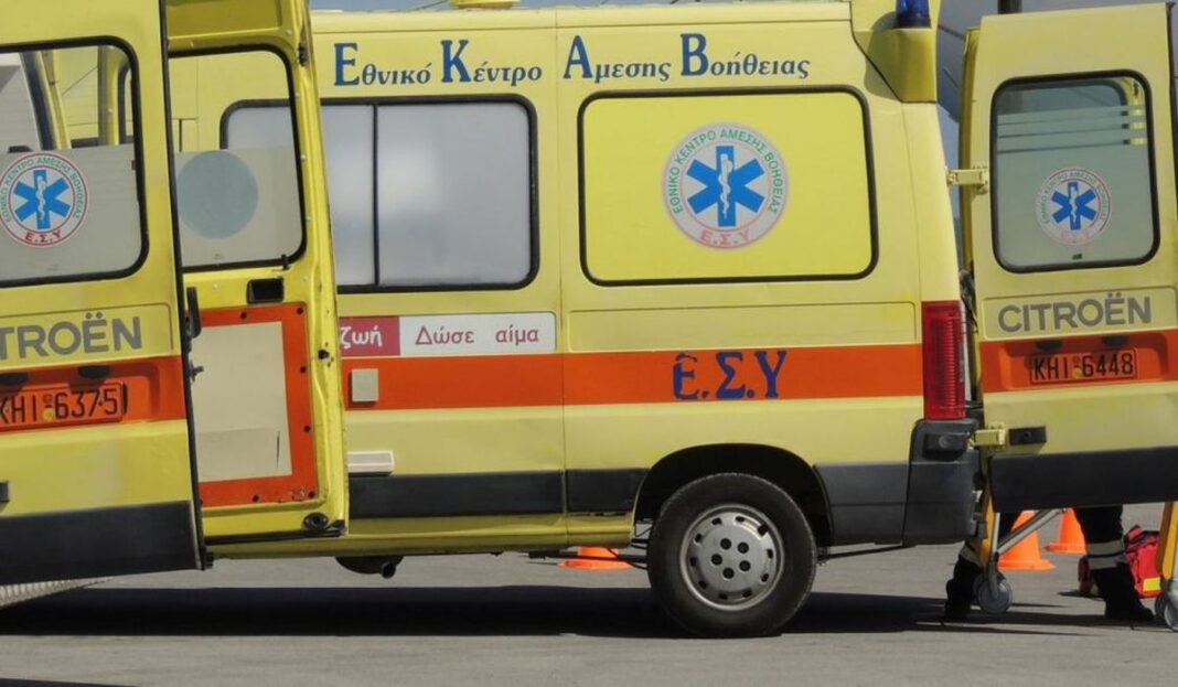 Ηλεία: Άγρια δολοφονία ταξιτζή μέσα στο σπίτι του ασθενοφόρο ΕΚΑΒ