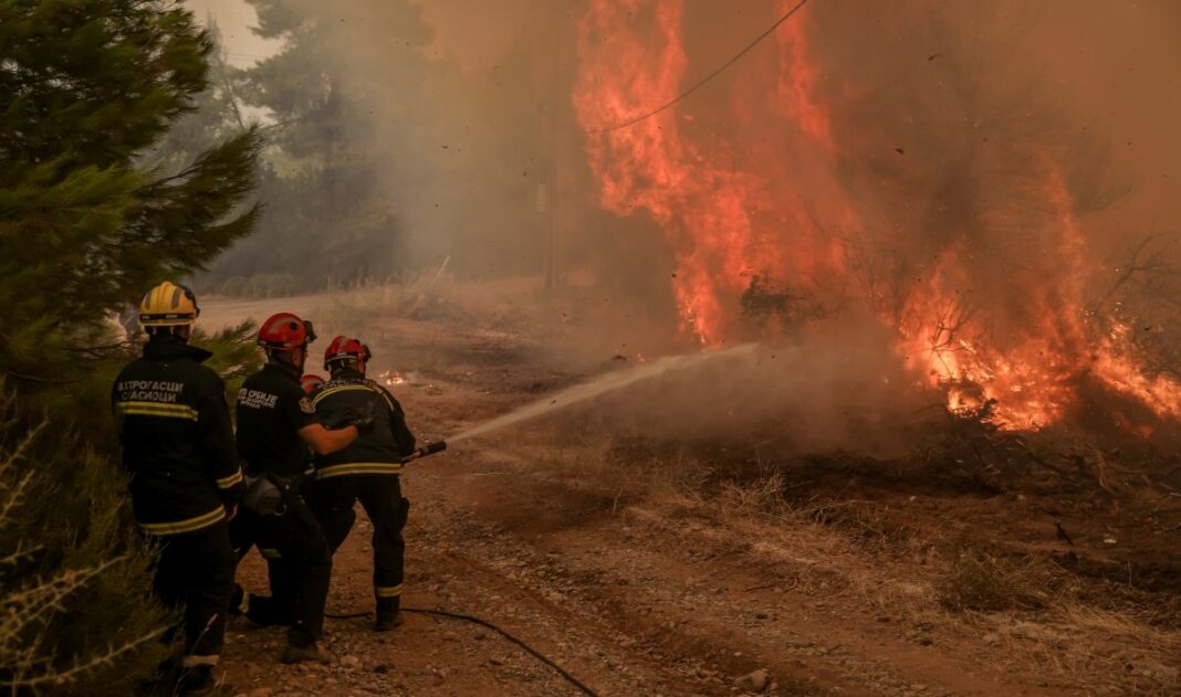 Οργή για τις διώξεις Πυροσβεστών! Εύβοια φωτιά πυροσβέστες