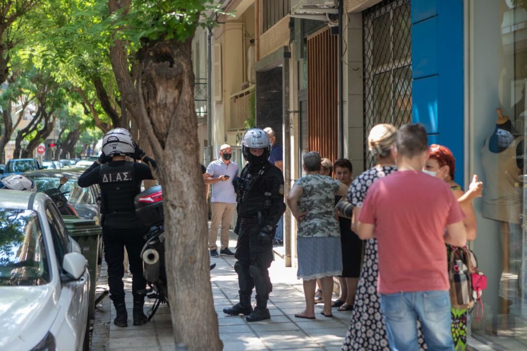 «Σε παρακαλώ μη με σκοτώσεις» ούρλιαζε η Ελένη πριν τη σφάξει ο σύντροφός της (video) 5361193