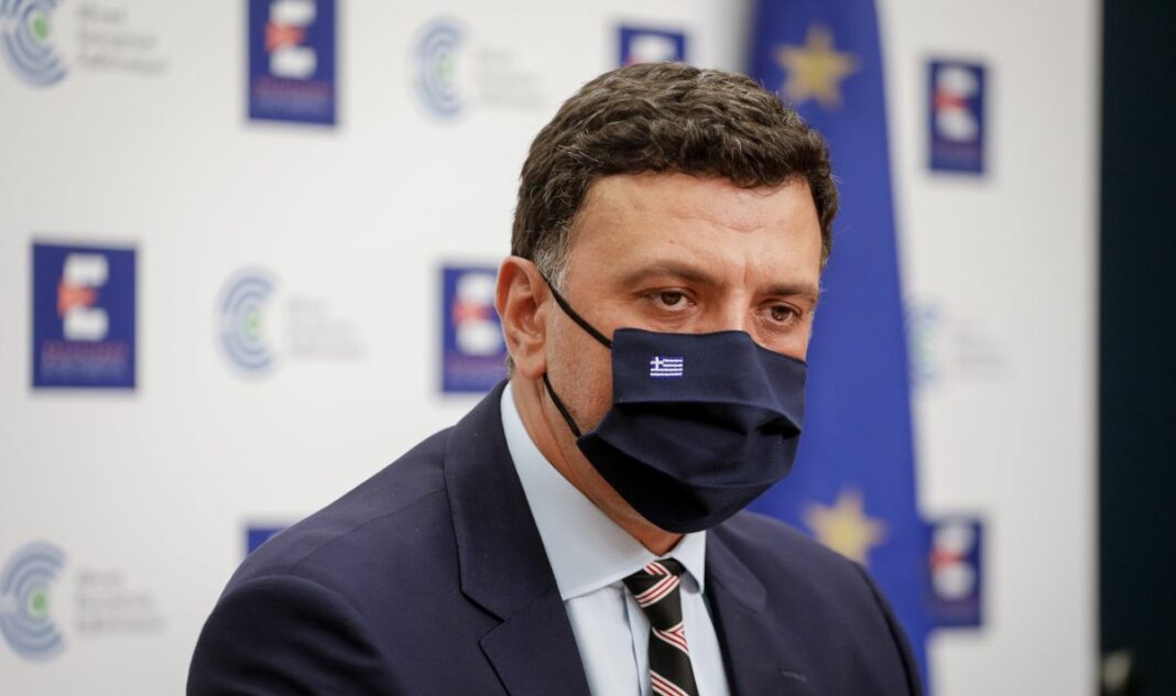 Έλληνες δύο ταχυτήτων επί πανδημίας: ελευθέρας οι μεν - υπό περιορισμό οι δε κικίλιας