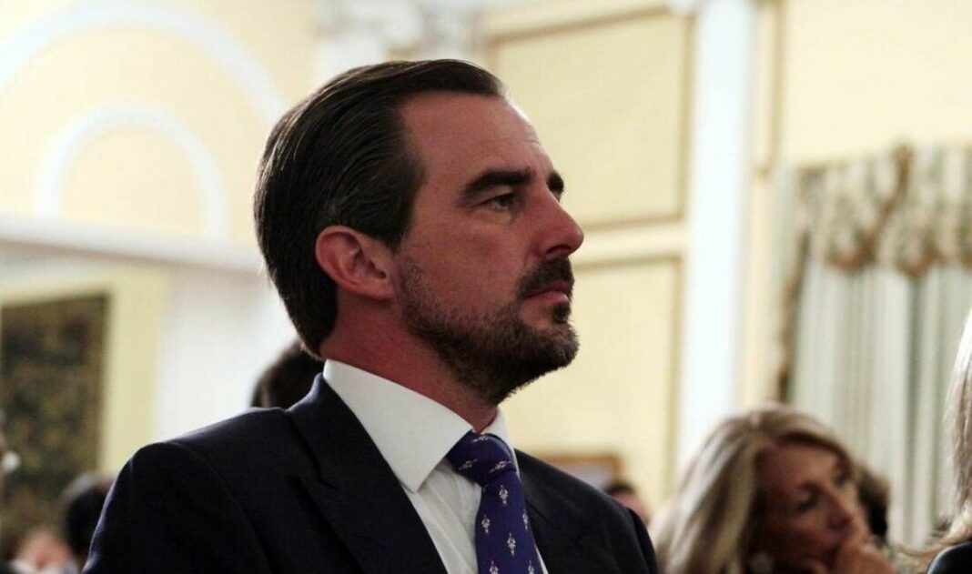 Τις επίσημες στολές των βασιλέων διέσωσε το Υπουργείο Πολιτισμού πρίγκιπας Νικόλαος
