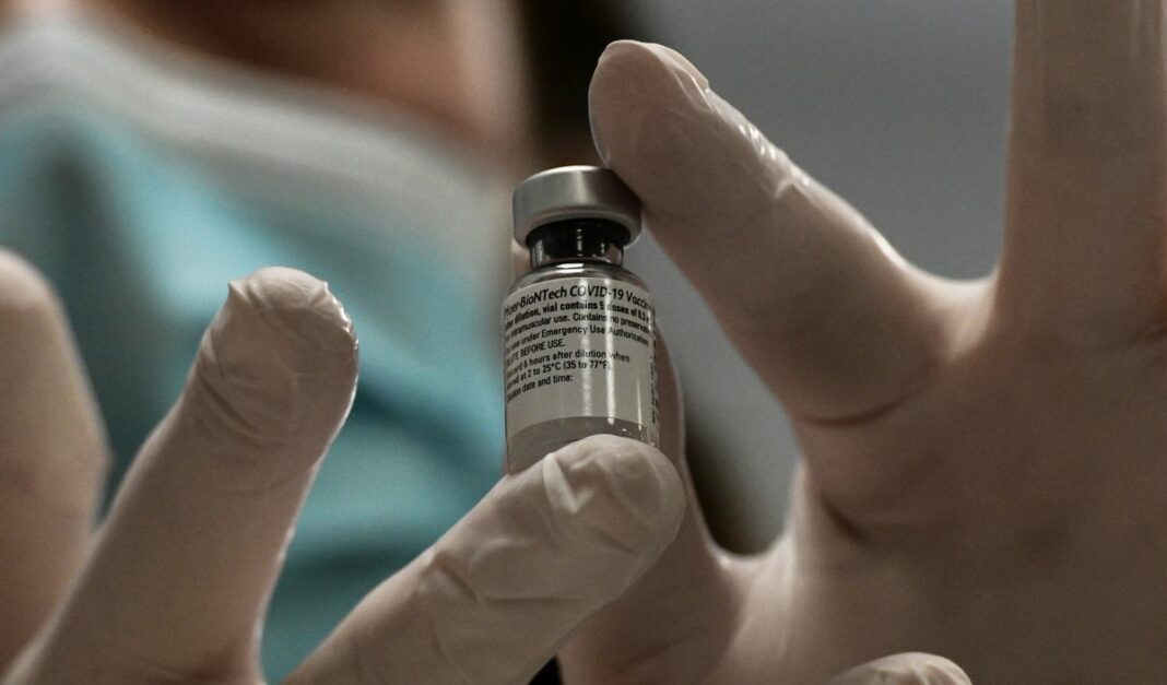 «Η εμπειρία μου μετά τη δεύτερη δόση Pfizer» pfizer εμβόλιο