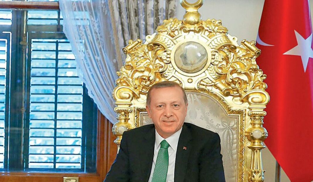 Ελεεινός Ερντογάν nb erdoga thronos