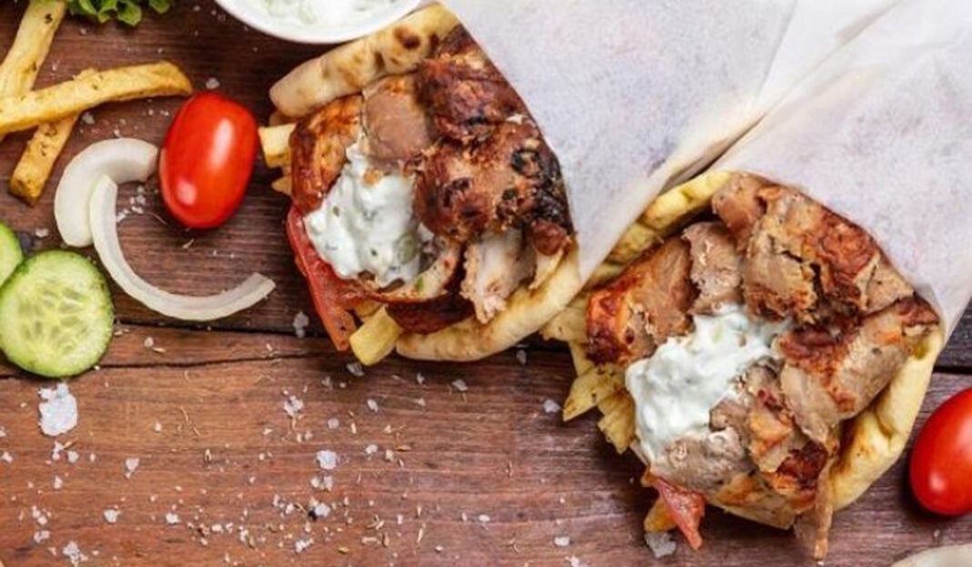 Ξεχάστε και το σουβλάκι! Θα κοστίζει... χρυσάφι λόγω ανατιμήσεων! souvlaki