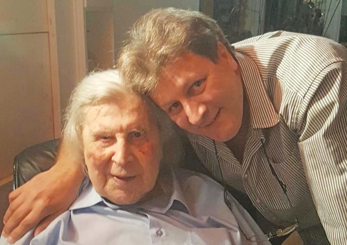 3 Μίκης Θεοδωρακης Νίκος Θεοδωράκης