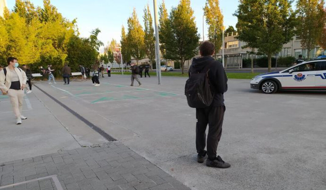 Εκκενώθηκε πανεπιστήμιο στην Ισπανία - 21χρονος φοιτητής πυροβολούσε με κυνηγετικό όπλο!