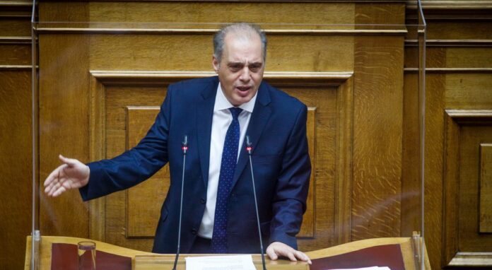 Ερώτηση του Κ.Βελόπολου για τις «Ασυντήρητες γέφυρες στην Ικαρία» Ερώτηση του Κ.Βελόπολου για τις «Ασυντήρητες γέφυρες στην Ικαρία»