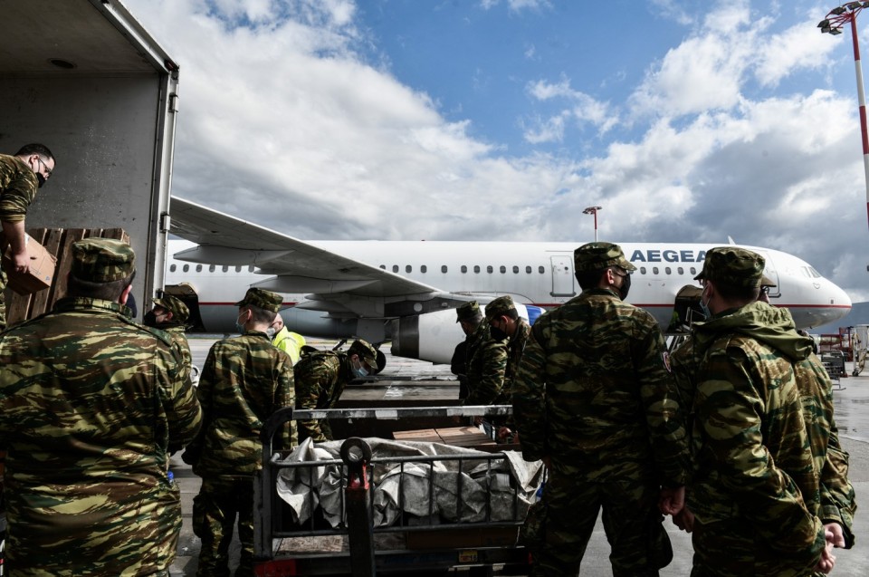 Εξι μυστικές αποστολές όπλων στην Ουκρανία έκανε η Ελλάδα - Τοσες δεν εχει κανει ούτε στον Εβρο τα τελευταία χρόνια