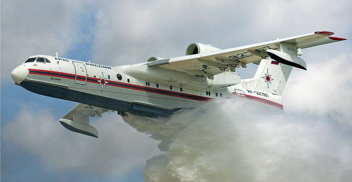 5 Beriev Be 200 waterbomber