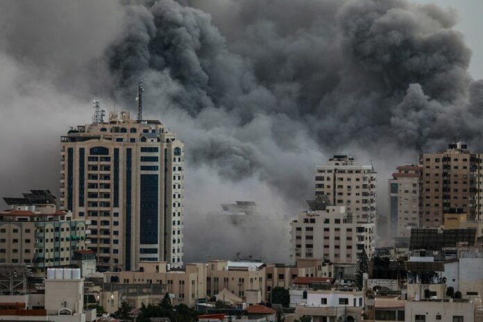 Το Ισραήλ βομβάρδισε την μοναδική έξοδο από την λωρίδα της Γάζας στην Αίγυπτο