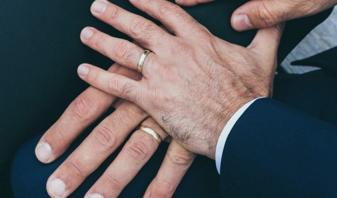 Η ψήφιση του γάμου ομοφυλοφίλων συνιστά ανθελληνική πράξη αφελληνισμού της  Ελλάδας και των Ελλήνων