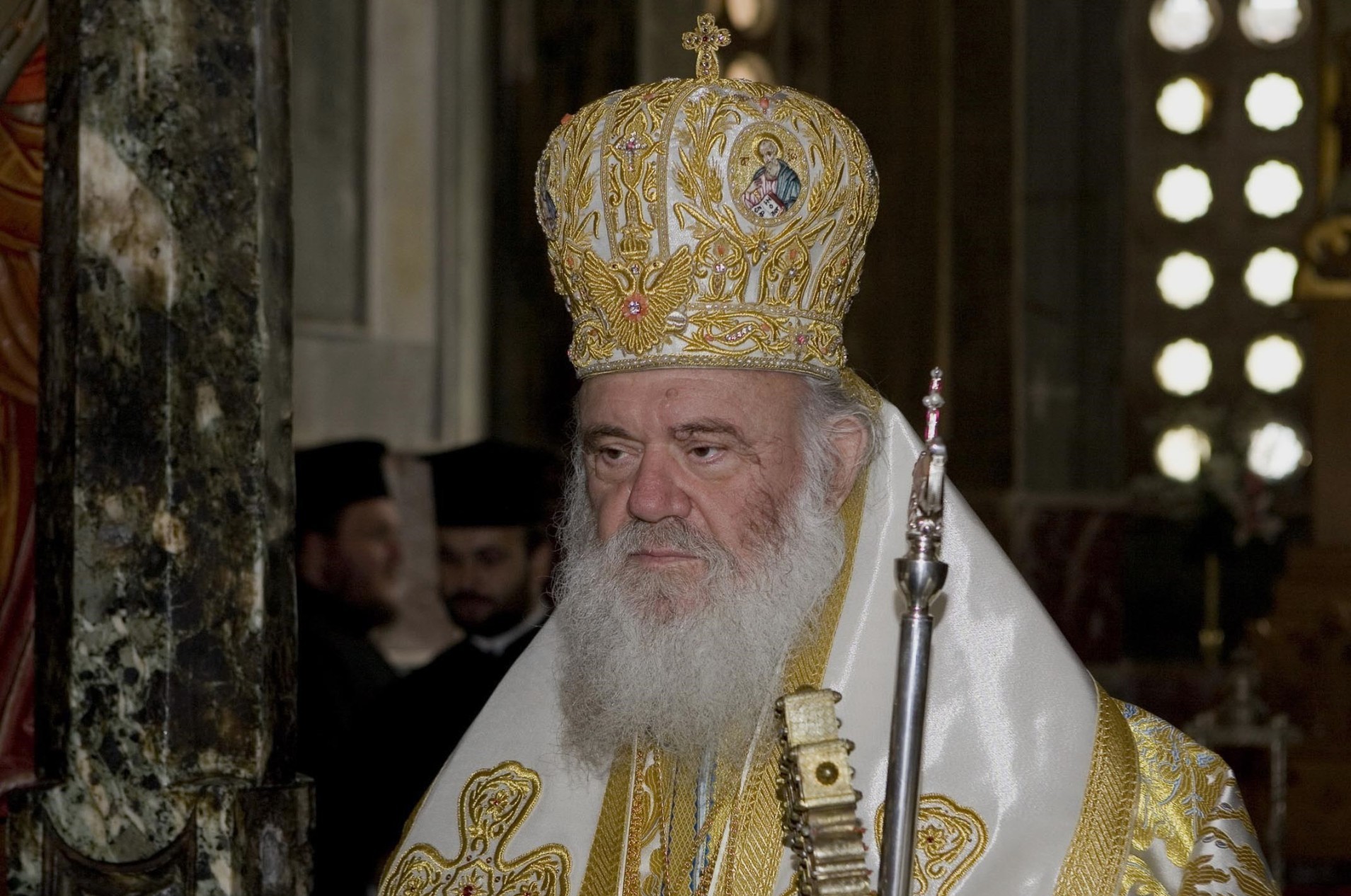 Ο Αρχιεπίσκοπος έγινε «κλακαδόρος» του Κυριάκου