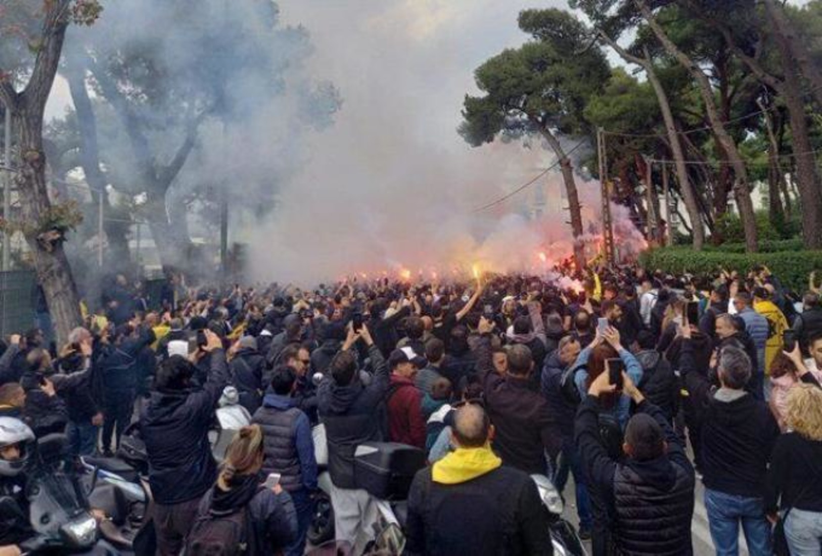 Η ΕΛ.ΑΣ. έβαλε μπλόκο σε συγκεντρώσεις οπαδών ΑΕΚ και Παναθηναϊκού