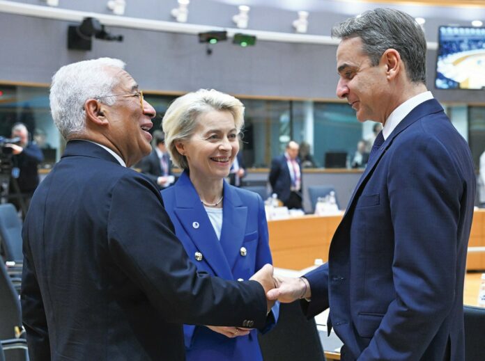 460.000.000 κάθε χρόνο στο Κίεβο!