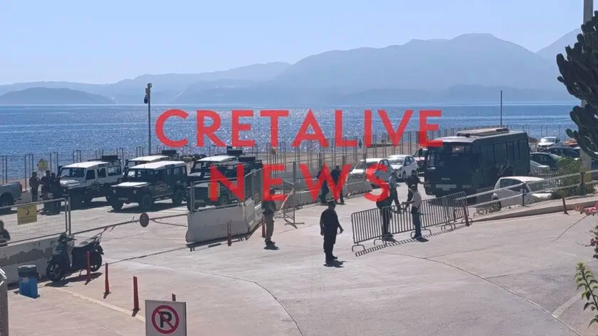 ΜΑΤ, Αστυνομικοί και Λιμενικό επί ποδός στον Άγιο Νικόλαο