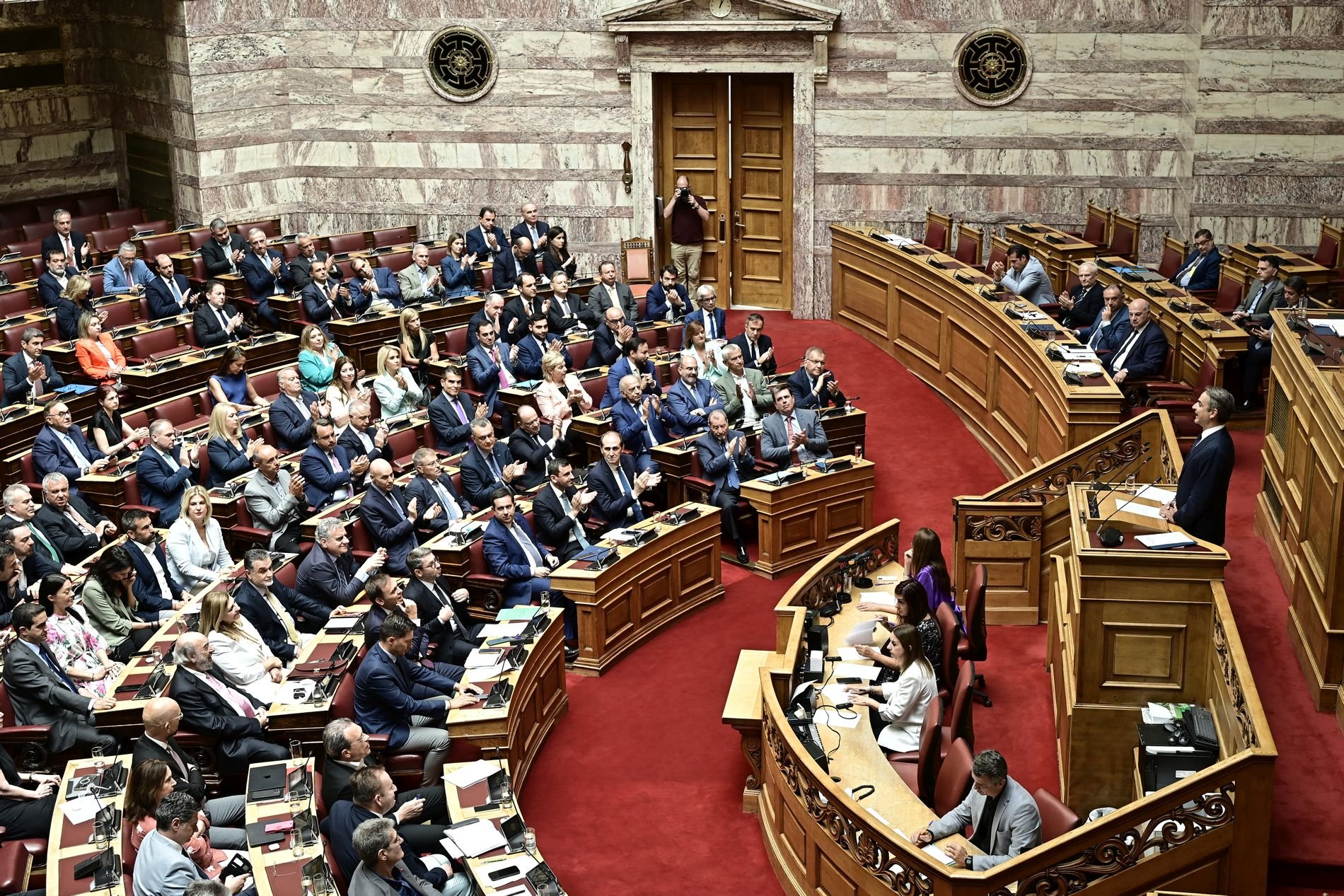 ΟΠΕΚΕΠΕ: Σήμερα η κρίσιμη μάχη της Προανακριτικής - Πολιτικός διχασμός και θεσμικά ερωτήματα για το σκάνδαλο