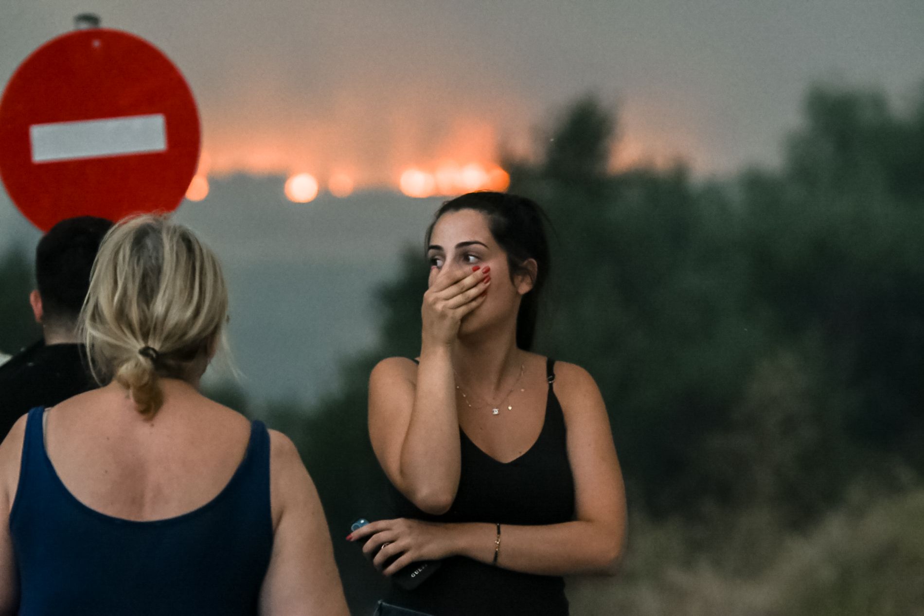 Πύρινος εφιάλτης σε Αχαΐα, Πρέβεζα, Ζάκυνθο, Άρτα, Βόνιτσα και Χίο - Νεκρός στο Κορωπί, φωτιά και στα Μέγαρα