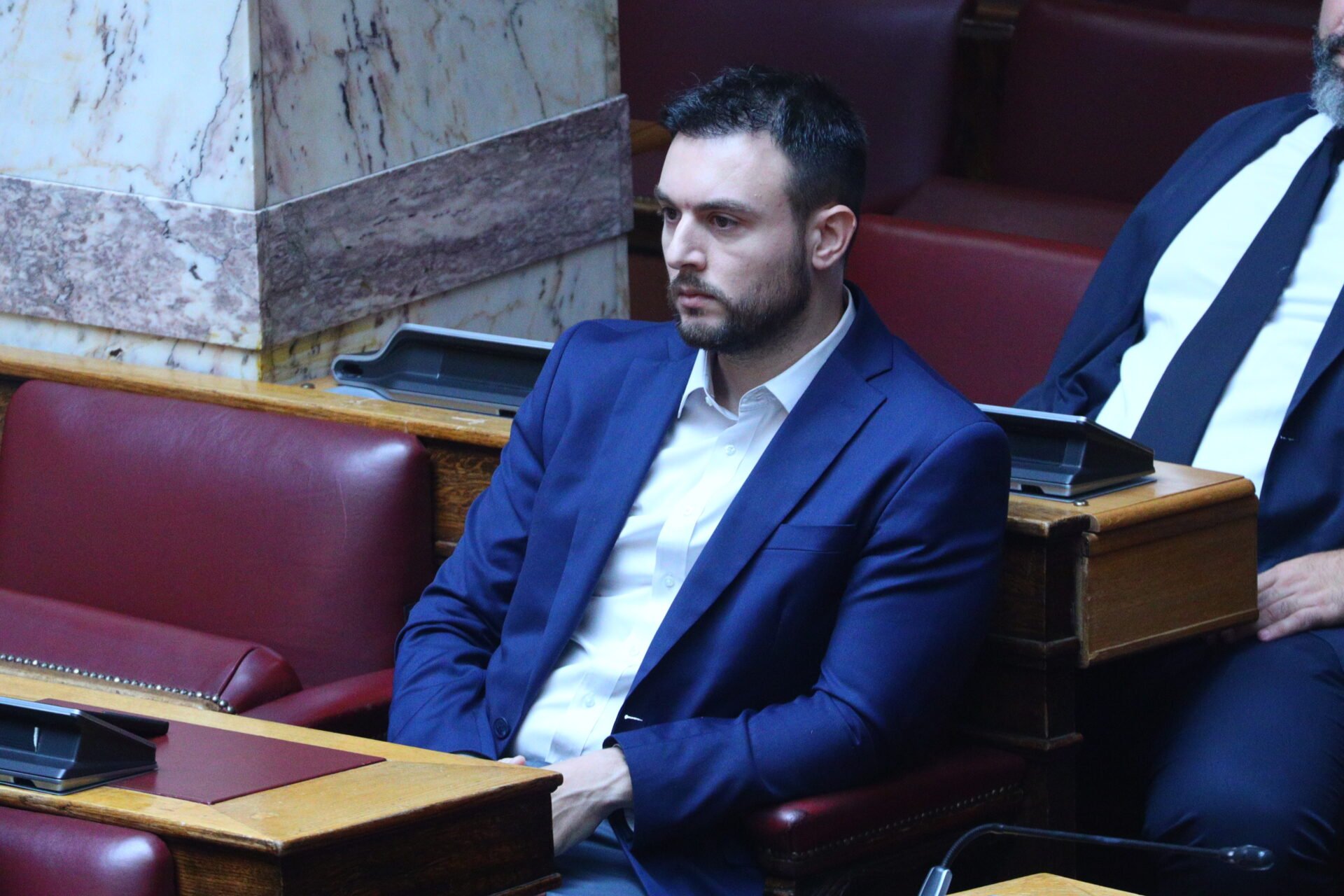 Υπόδικος για κακούργημα στα έδρανα της Νέας Δημοκρατίας!
