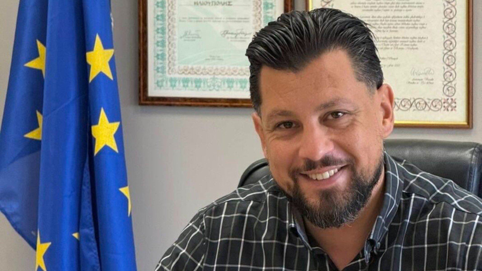 Δήμος Ηλιούπολης: Ο Ψυρρόπουλος στηρίζει τις οικογένειες στην πράξη – Χαρίζει τα δημοτικά τέλη για 3 χρόνια