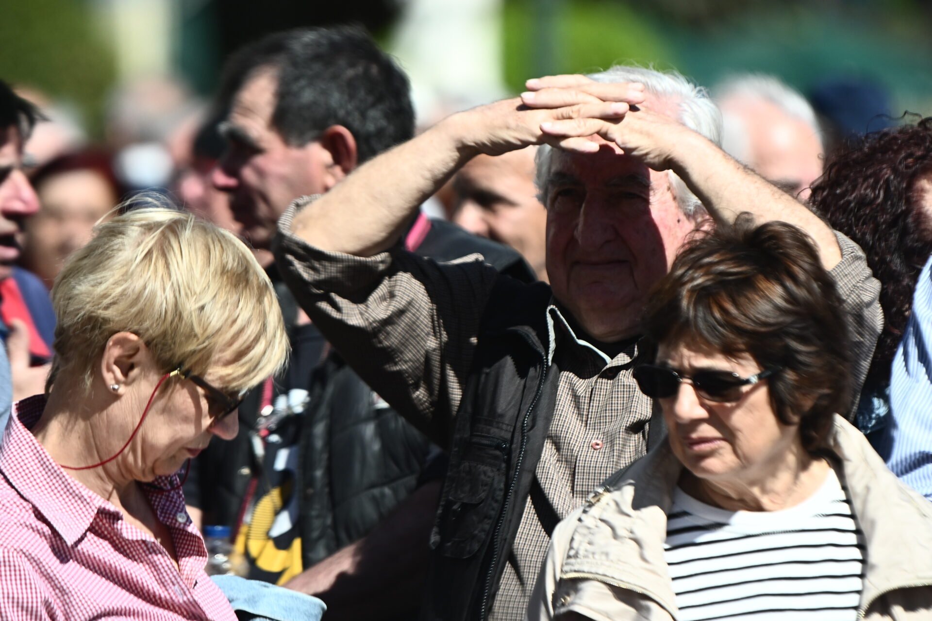 Έκπληξη για συνταξιούχους: Πότε θα μπούν τα χρήματα στους λογαριασμούς