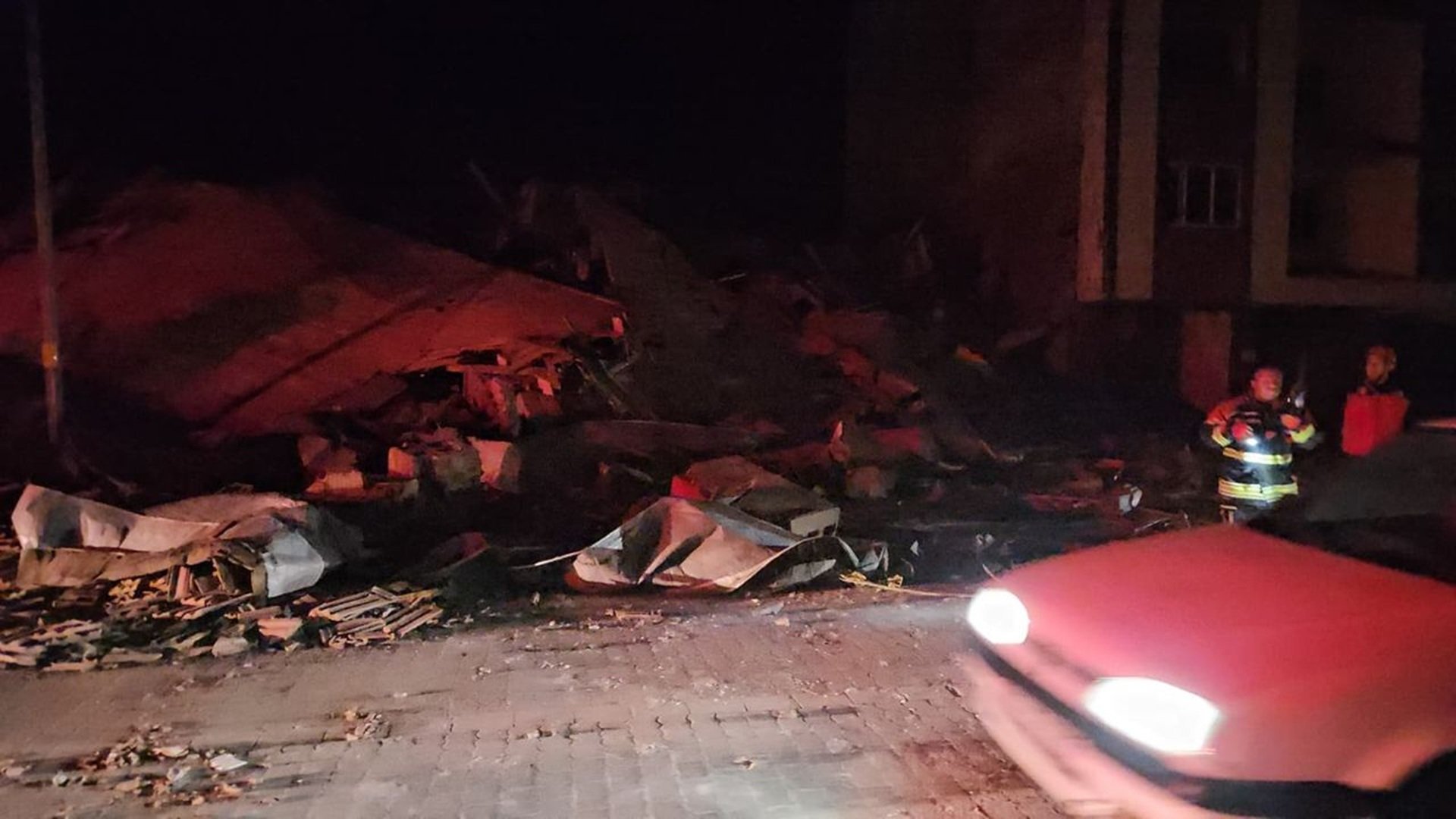 Τουρκία: Σεισμός 6,1 Ρίχτερ στο Μπαλικεσίρ – Πανικός σε Κωνσταντινούπολη και Σμύρνη