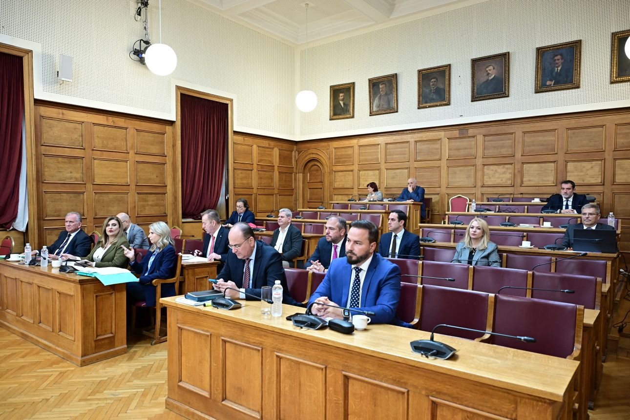 Εξεταστική για ΟΠΕΚΕΠΕ: «Όχι» της ΝΔ στην κλήση του «φραπέ», του «χασάπη» και της Σεμερτζίδου