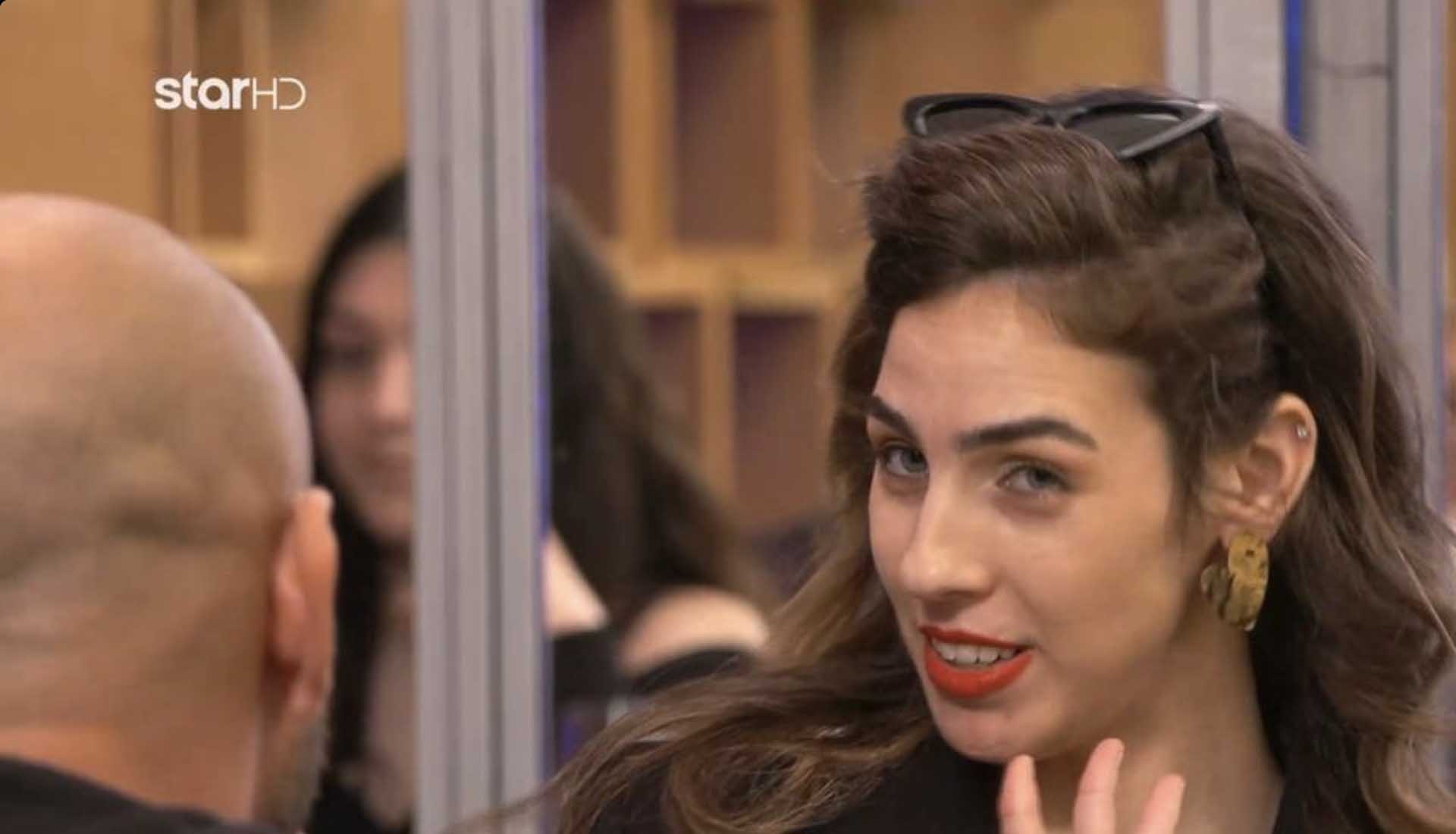 First Dates: Η παίκτρια που «τσάκισε» το ραντεβού – «1 στην εμφάνιση, γιατί δεν έχει μαλλί»