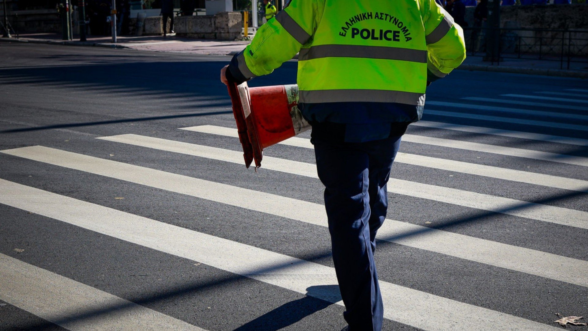 Συναγερμός στους Δήμους: Απαγορεύεται να εισπράττουν πρόστιμα ΚΟΚ – Τι σημαίνει για εμάς