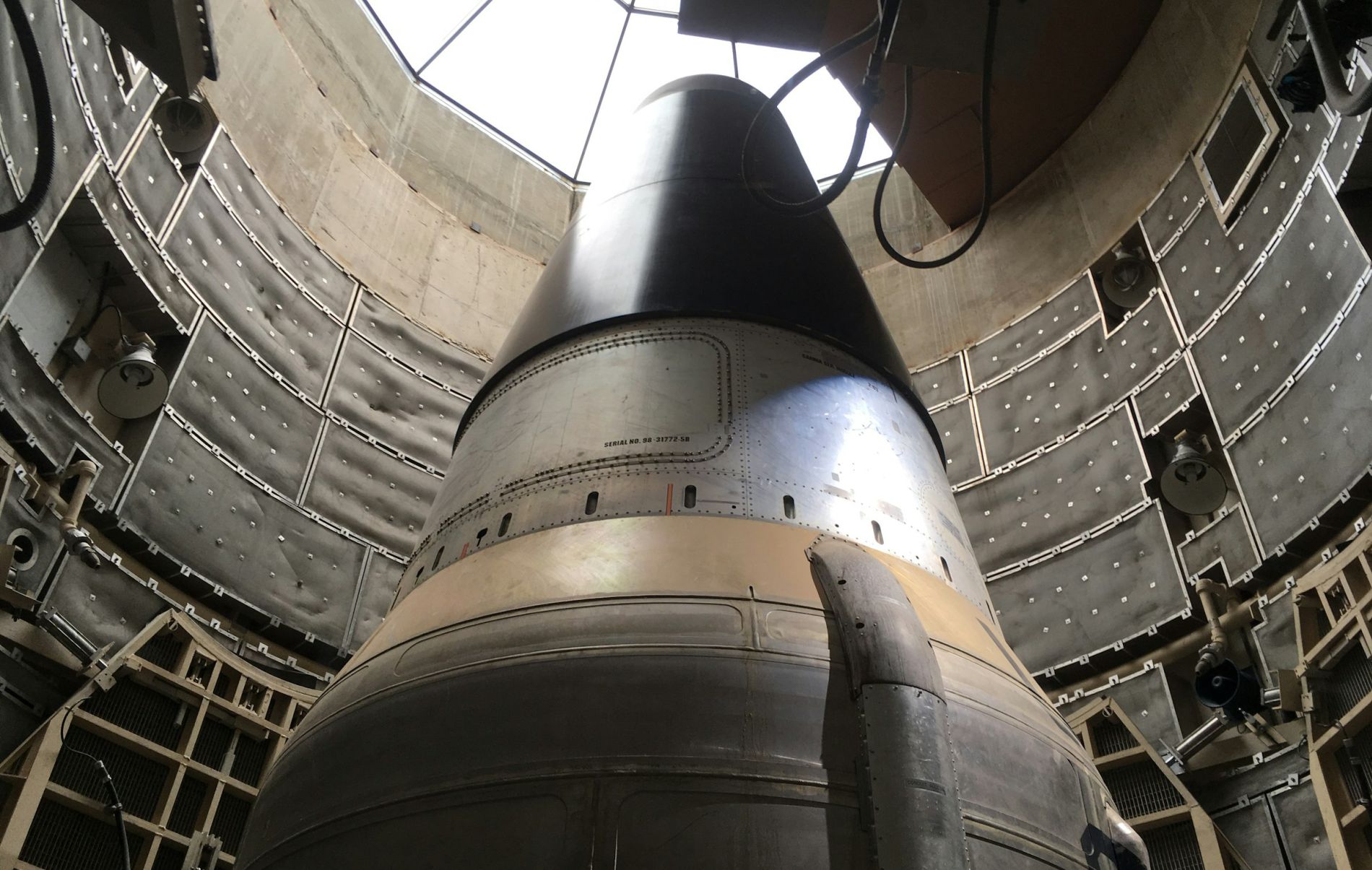 Κυνισμός α λα πυρηνικά: «Δεν θα γυρίσουμε το άλλο μάγουλο»