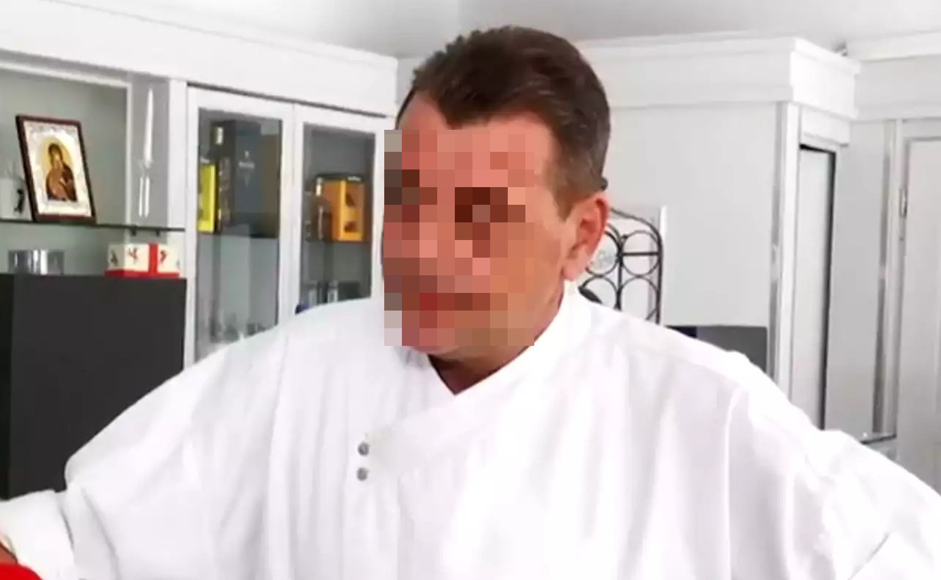 Στη φυλακή ο τηλεοπτικός σεφ που συνελήφθη για χρέη στο Δημόσιο