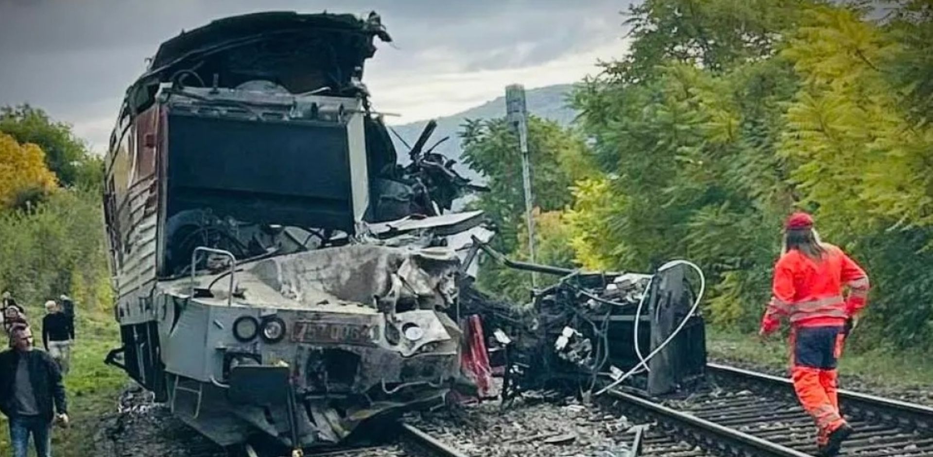 Μετωπική σύγκρουση τρένων στη Σλοβακία – 20 τραυματίες