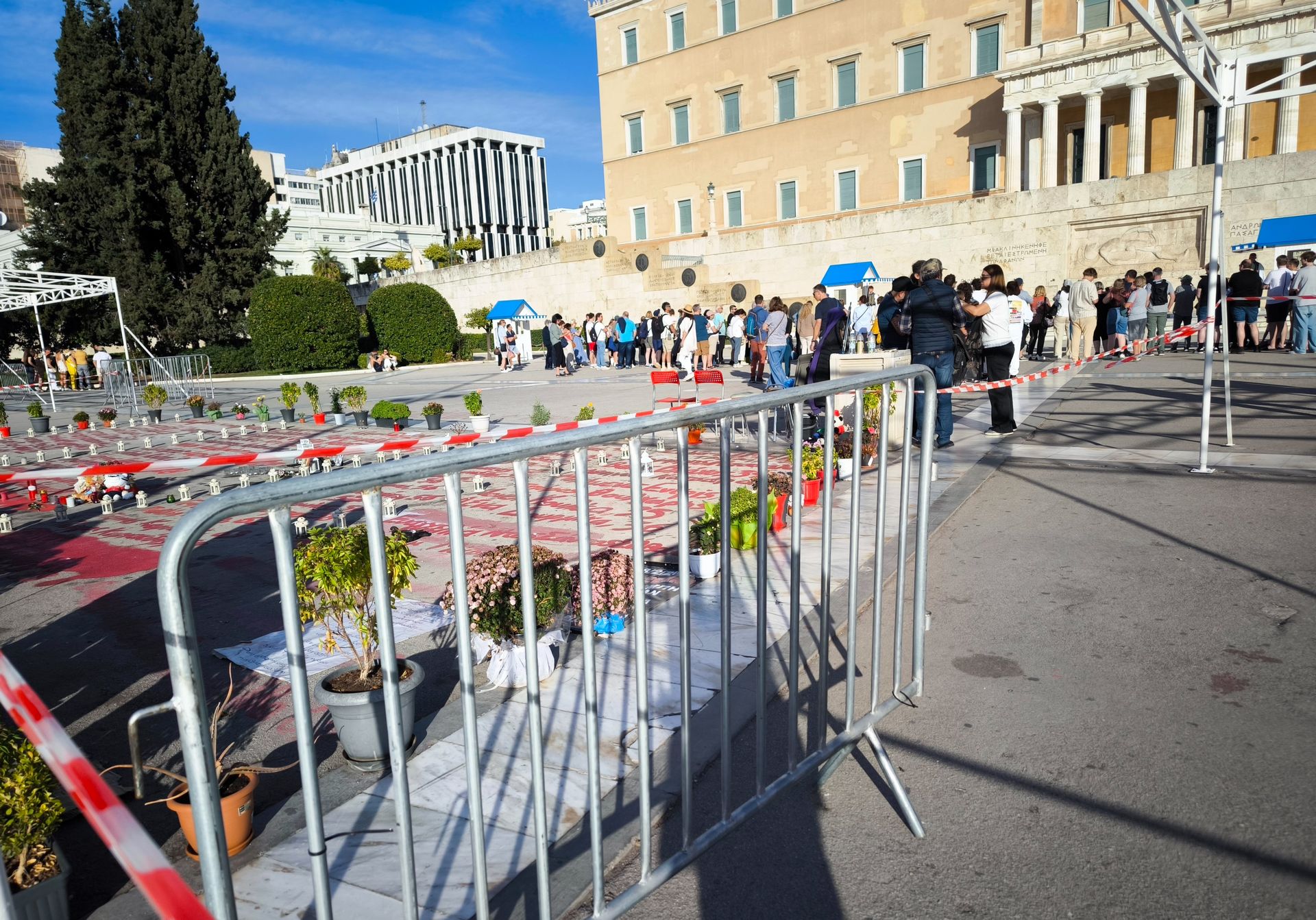 28η Οκτωβρίου: Συναγερμός στο Μαξίμου ενόψει παρελάσεων