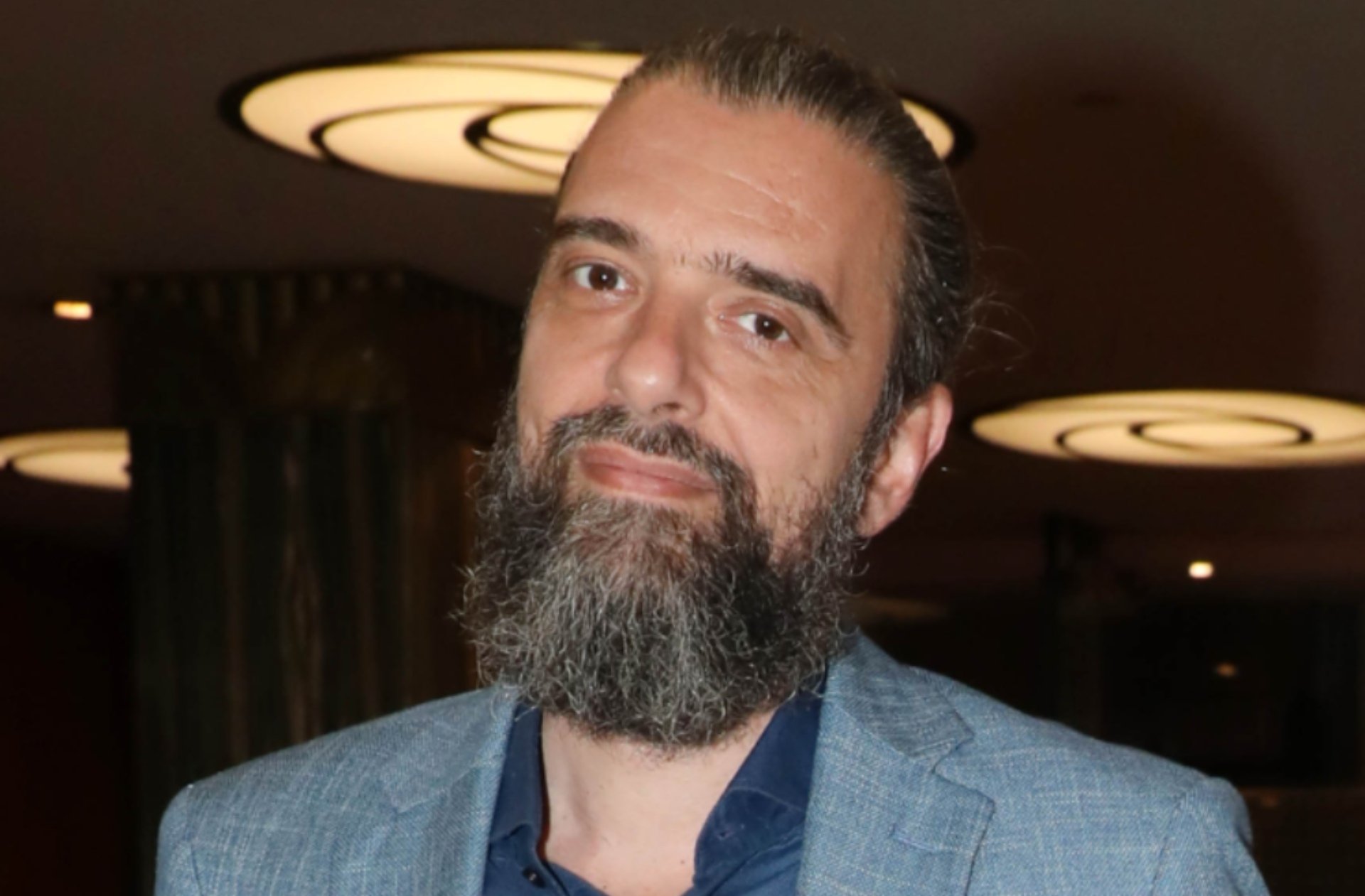 Τσαφούλιας: «Αυτοί που είναι μέσα στη Βουλή προσβάλλουν το Μνημείο του Αγνώστου Στρατιώτη»