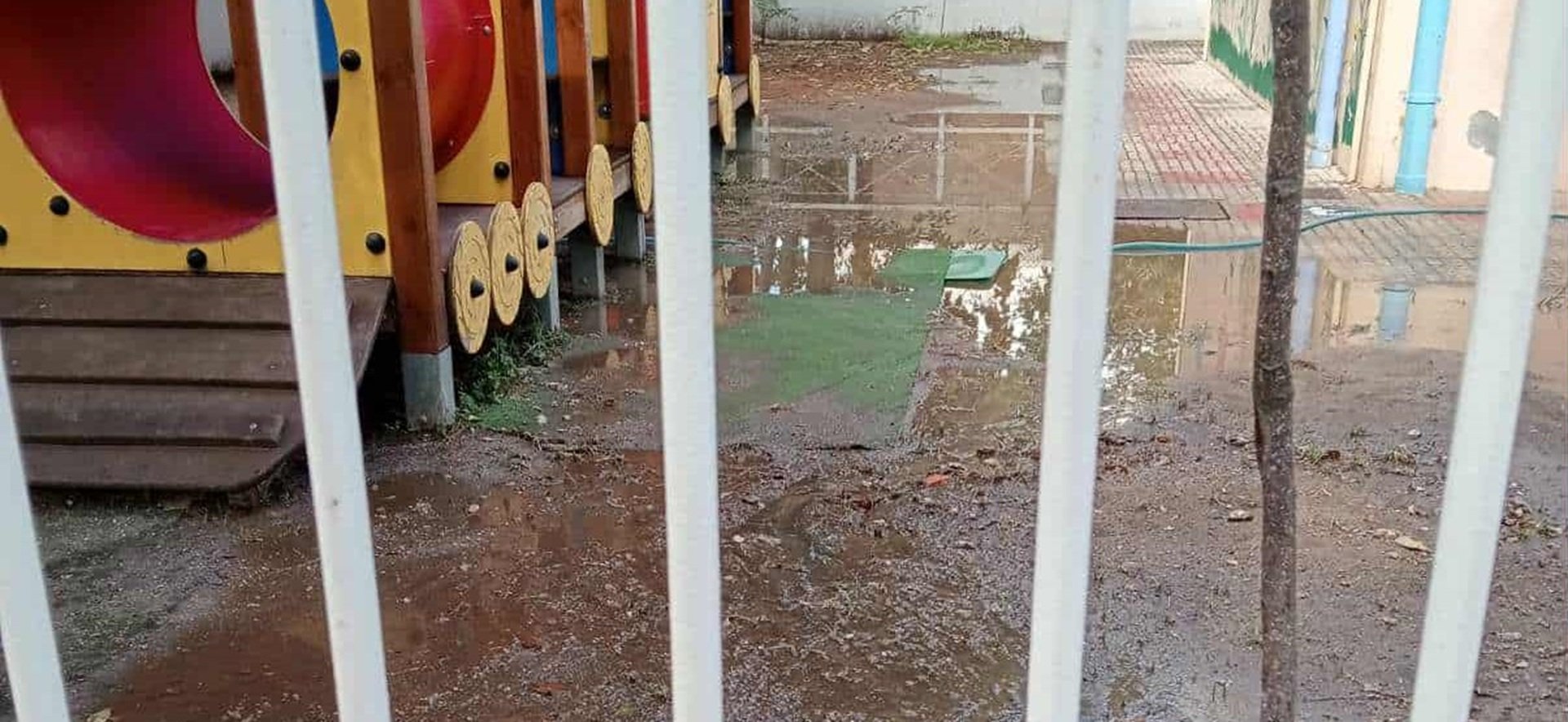 Χαϊδάρι: Καταγγελία για «υγειονομική βόμβα» σε προαύλιο νηπιαγωγείου