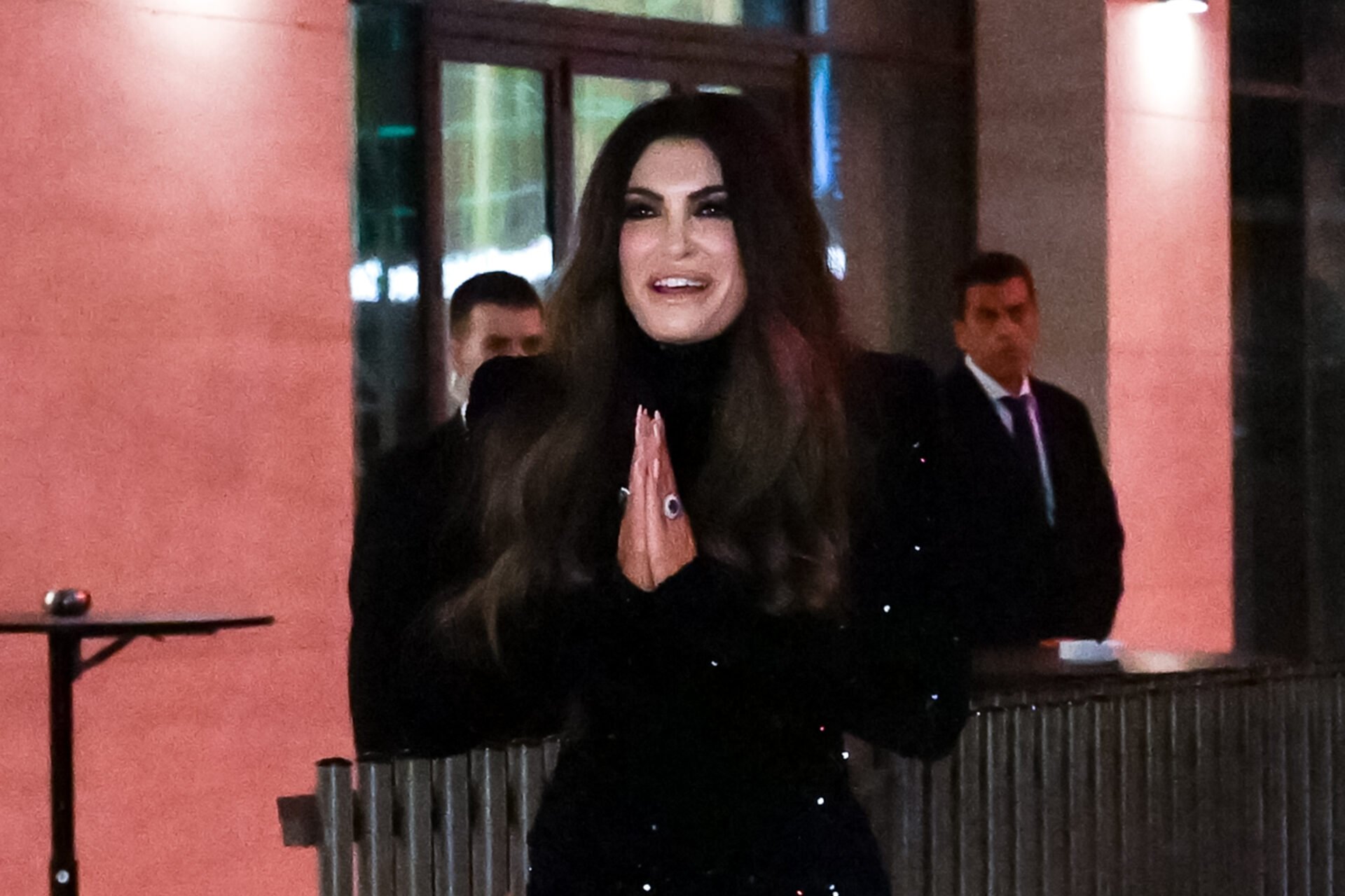 Κίμπερλι Γκίλφοϊλ: «Για τα μάτια της μόνο» το αποψινό λαμπερό πάρτι