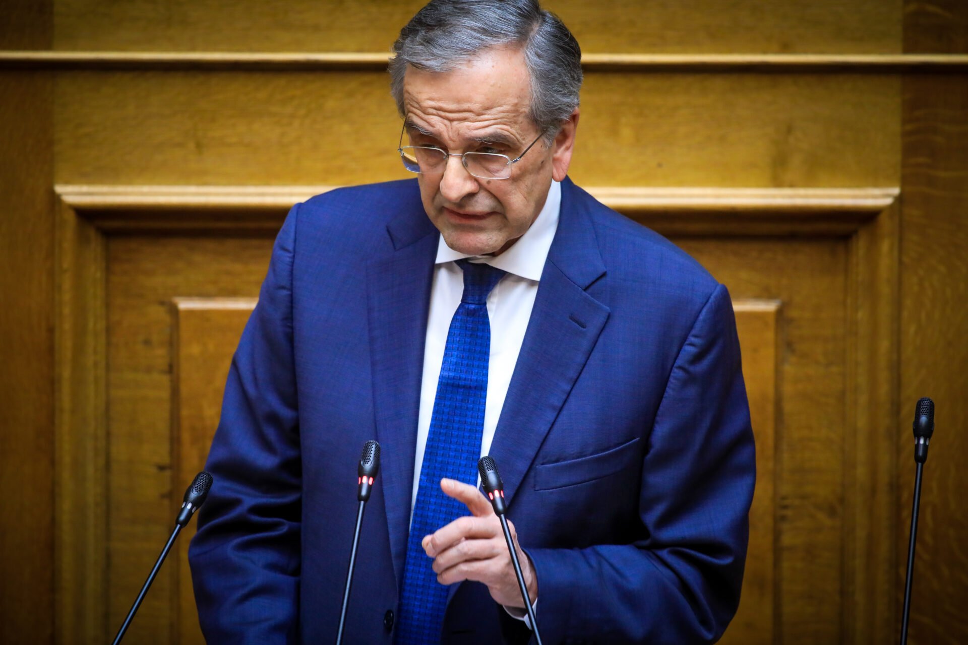 Δύο στα δύο για Σαμαρά